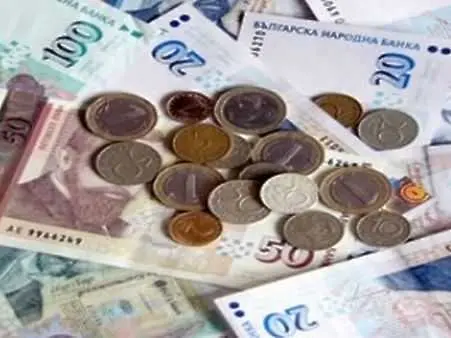 Гръцки компании емигрират в България заради извънредния данък печалба