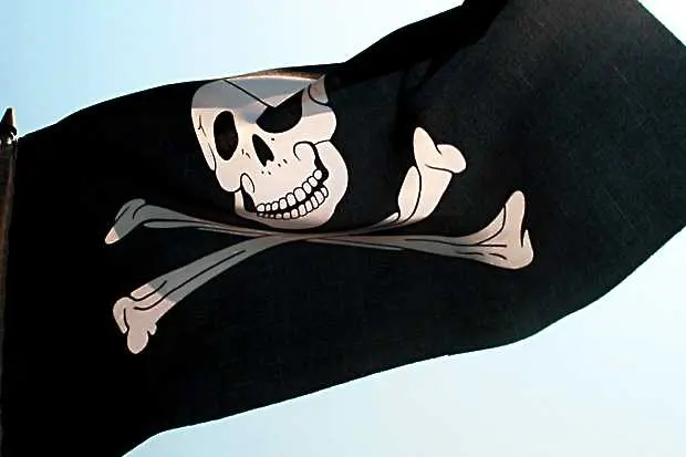 Пиратите пуснаха „Ейшън Глори” с осем българи на борда