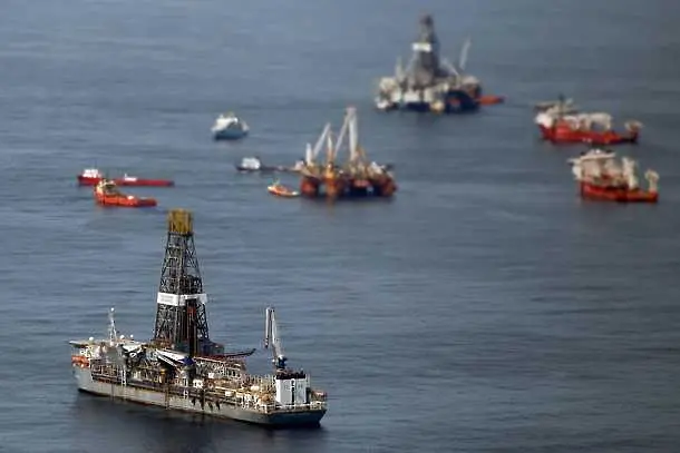 Американец завъртя бизнес с петрол от разлива в Мексиканския залив