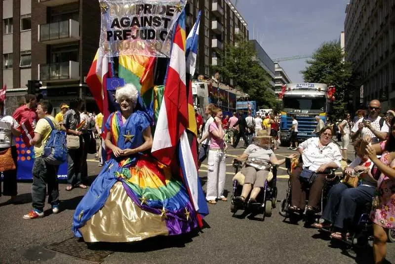 Недоволство срещу гей парад в Полша
