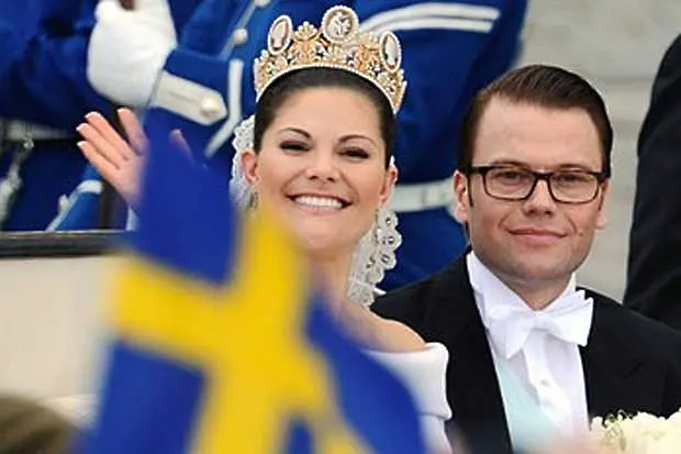 Сватбени подаръци докараха обвинения в корупция за шведската принцеса