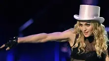 Мадона на крачка от контракт за 1 милиард долара