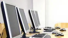 Лаптопите изпревариха компютрите по продажби у нас