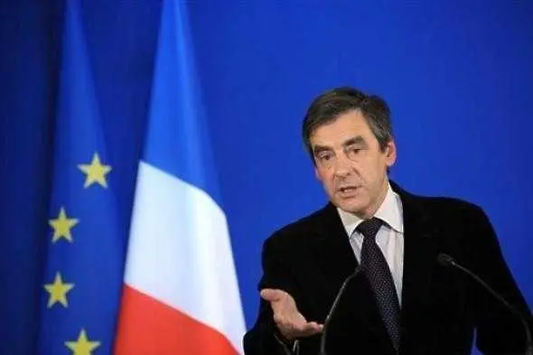 Саркози отново назначи Фийон за премиер
