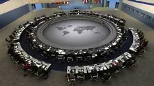 Финансовите министри на Г-20 ще пишат общ план за избягване на „валутна война“