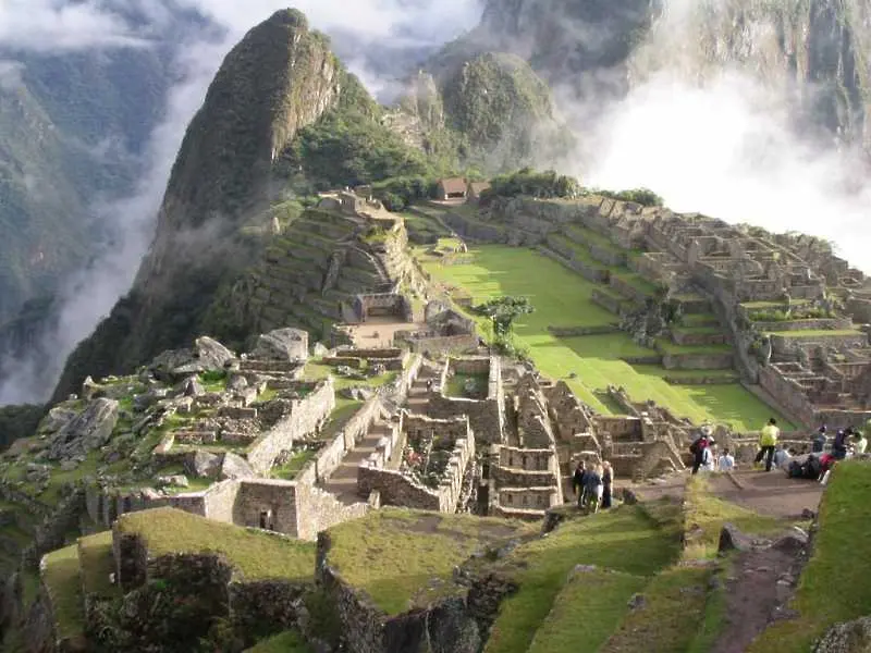 Йейл връща на Перу археологически предмети на инките