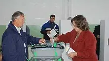 И сърбите в Косово гласуват