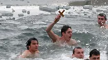 Шампион по кану-каяк извади кръста от Дунав край Видин