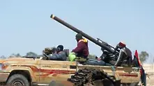 Силите на НАТО унищожават десетки танкове на Кадафи