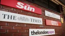 Гордън Браун обвини два вестника на Мърдок в незаконно събиране на информация   
