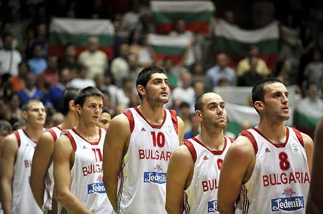 Историческа победа за българските баскетболисти на Евробаскет 2011