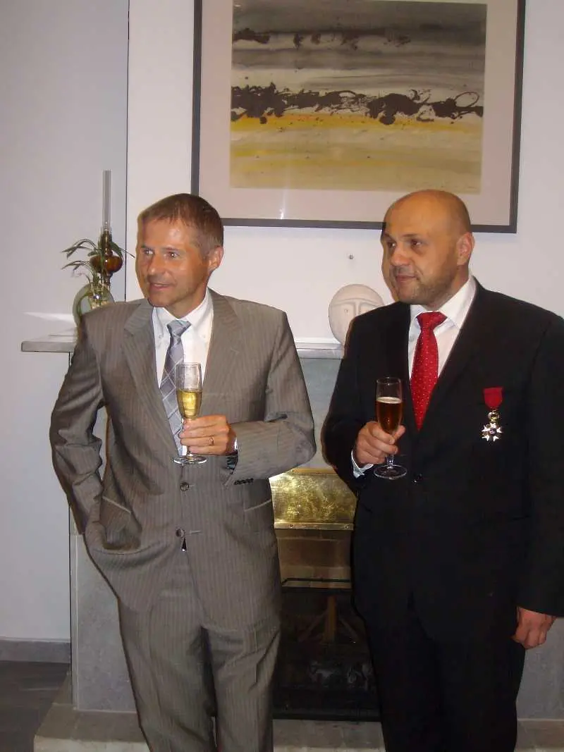 Министър Дончев с Орден на Короната на Кралство Белгия