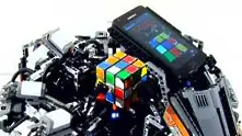 Lego робот подреди кубчето на Рубик за 5,35 сек. (видео)   