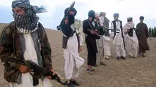 Отвлечени момчета избягаха от талибаните в Пакистан