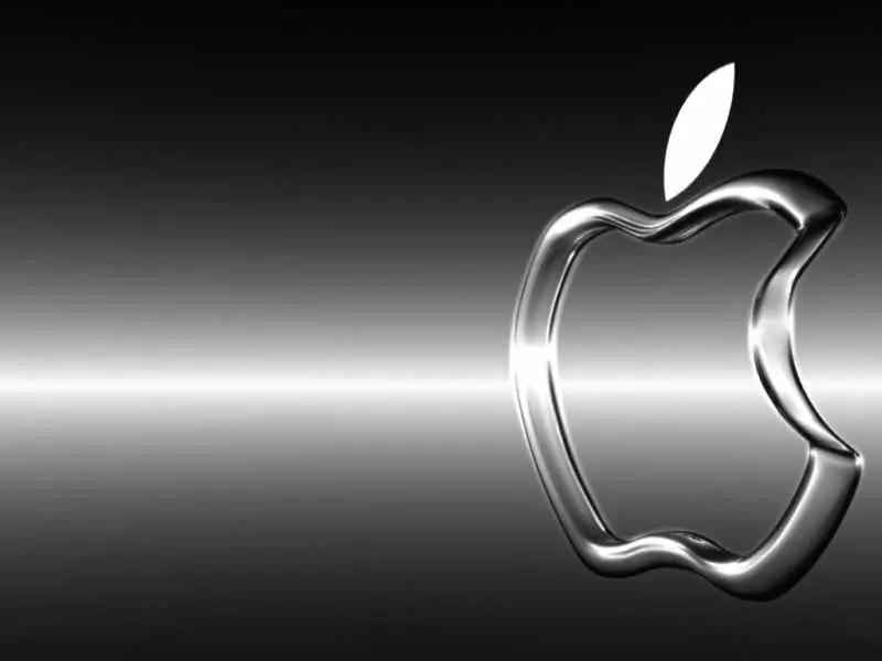 Софтуерен недостатък на Apple оставя вратичка на хакерите