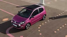 Модерна майка в реклама на Renault Twingo