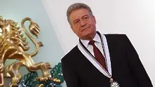 Вицепрезидентът се разгневи на Борисов, върна ордена си
