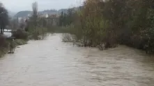 Скъса се дига на Марица, евакуират две села. 8 февруари - ден на траур   
