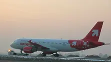 Самолет от Полша кацна аварийно в София