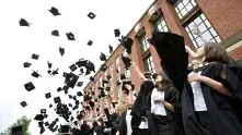 10 неща, които университетите не казват при дипломиране