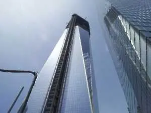 Наследникът на Кулите близнаци стана най-високата сграда в Ню Йорк