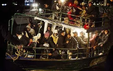 Хърватия спаси от удавяне 65 имигранти, тръгнали към Италия
