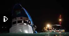 Пътнически кораб потъна в Хонконг, десетки загинаха