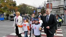  Първата светеща пешеходна пътека в България 