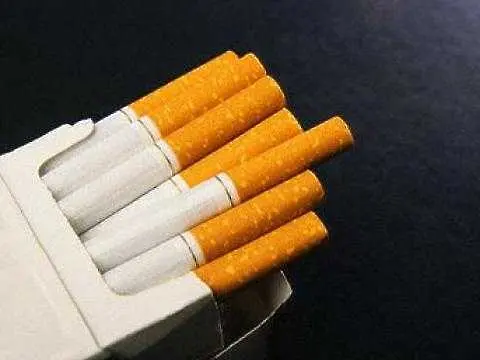 По-стряскащи надписи на кутиите цигари и забрана на ароматизирания тютюн иска ЕК