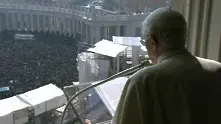 Бенедикт XVI благослови Рим за последен път