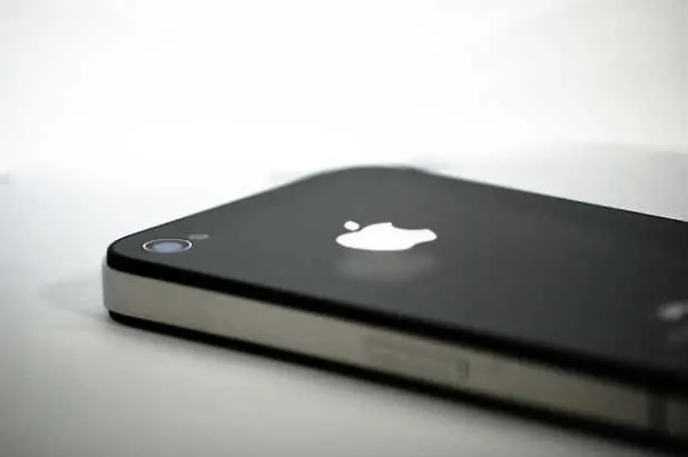 Apple изгуби правото върху наименованието iPhone в Бразилия