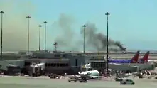  Самолет с близо 300 души на борда се разби в Сан Франциско