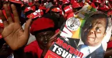 Зимбабве провежда исторически избори