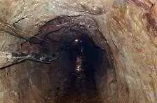Спасителите на 7 метра от затрупаните миньори в рудник Ораново