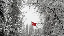 Силен сняг блокира турската столица