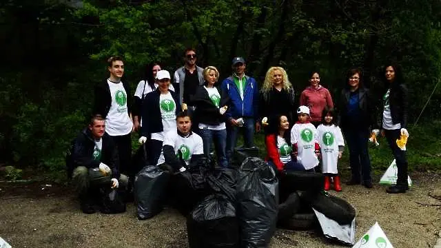 Кампанията „Да изчистим България” постави световен рекорд
