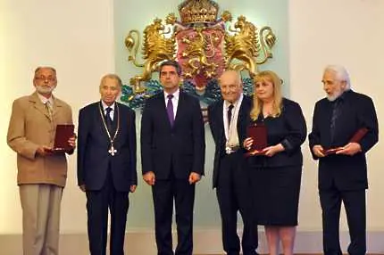Главният редактор на в. Стандарт удостоен с държавен орден от президента