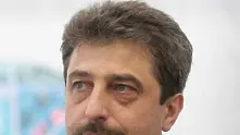 Цветан Василев търсел усилено изход от кризата с КТБ