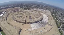 Поглед над новата централа на Apple в Купертино (видео)