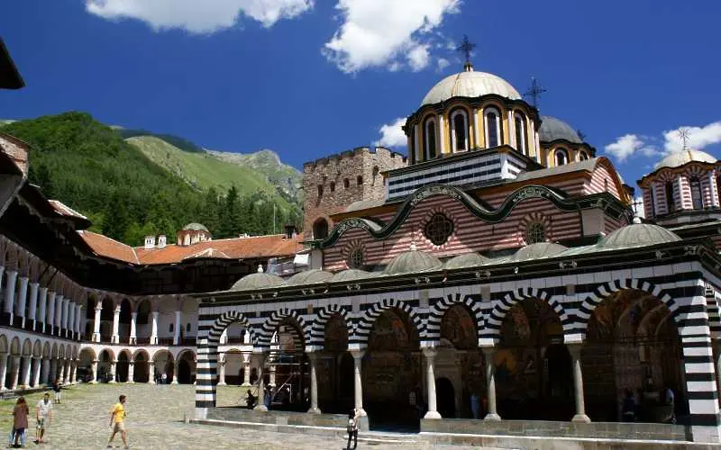 Обявиха Рилския манастир за обект с национално значение