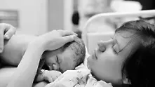 Жена роди за пръв път след присаждане на матка