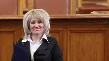 Съседи гонят Анна Баракова от депутатското жилище