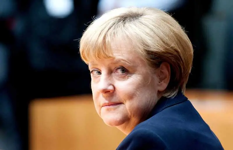 Меркел против излизането на Гърция от еврозоната