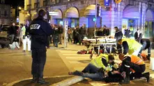 С викове „Аллах акбар” мъж прегази с кола 11 пешеходци във Франция