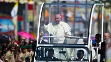 Папата отслужи литургия пред милион души в Шри Ланка
