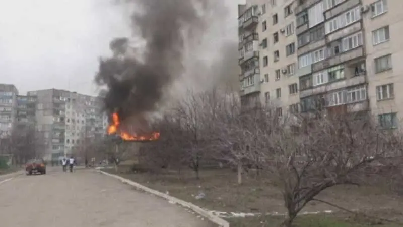 Град Мариупол се намира в Източна Украйна, недалеч от зоната под контрола на проруските бунтовници. Карта: Би Би Си.