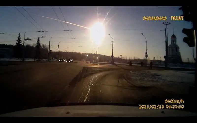 503 кг тежи парчето метеорит, което падна в Челябинск