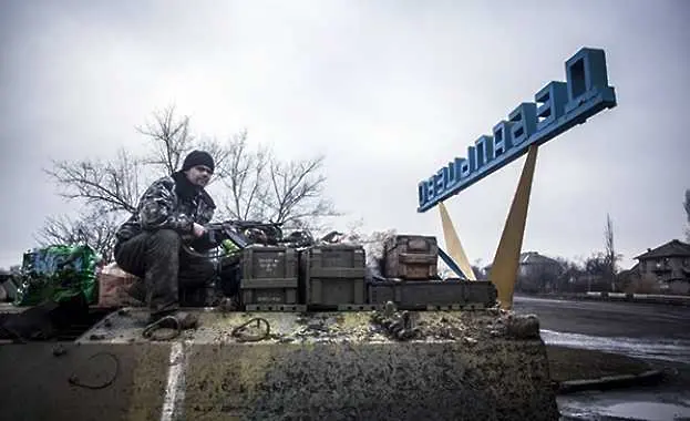 Донецките сепаратисти обявиха победа в Дебалцево
