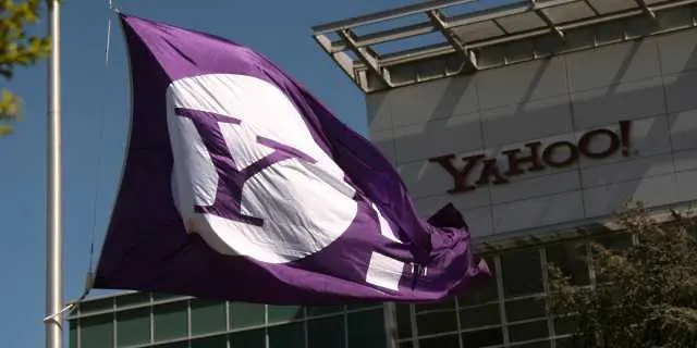 Yahoo! започва да изкупува акции за $2 млрд.
