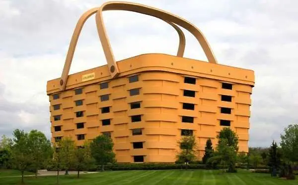 Тази офис сграда прилича на гигантска кошница за пикник